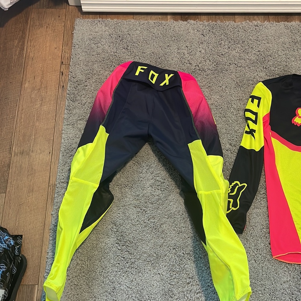 Fox Racing Riding gear pants 👖 Size 8 👕 Size M - Picture 3 of 9